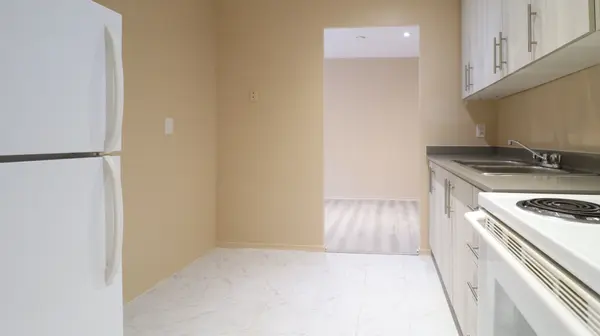 84 Second ST #205, Orangeville, ON L9W 2C3