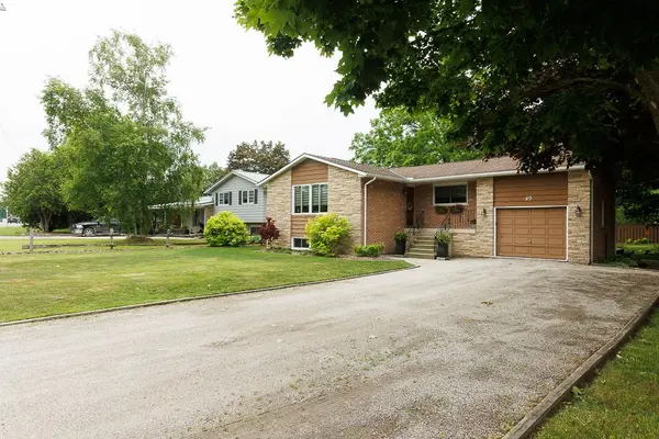 49 Main ST S, Bluewater, ON N0M 1G0