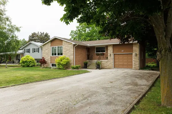 49 Main ST S, Bluewater, ON N0M 1G0