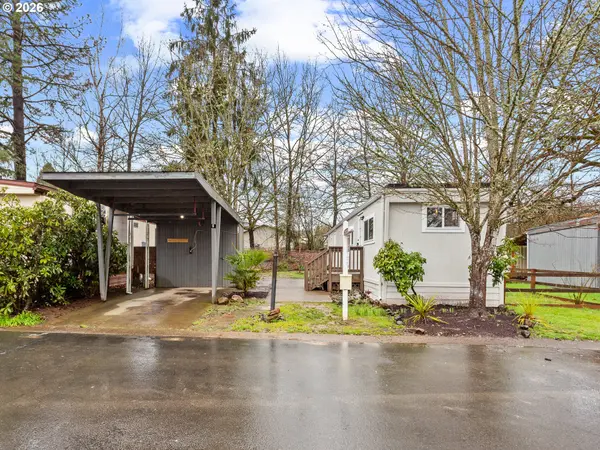 Carlton, OR 97111,500 N GILWOOD ST #5