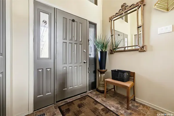 142 Green Meadow ROAD, Regina, SK S4V 0A8