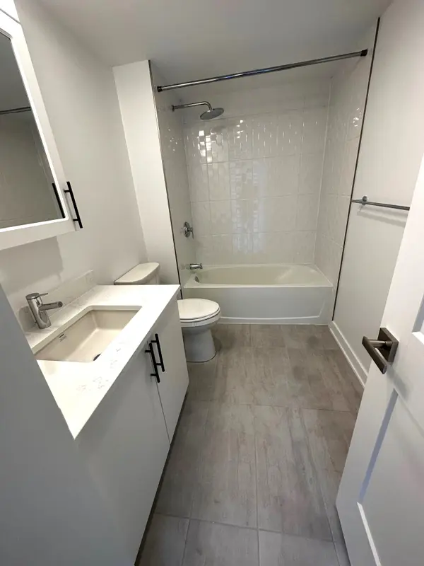 340 Queen ST #1101, Ottawa Centre, ON K1R 0G1