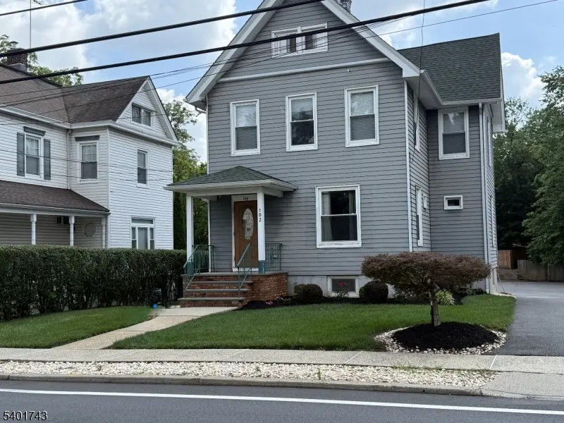 102 Grove St, Somerville Boro, NJ 08876
