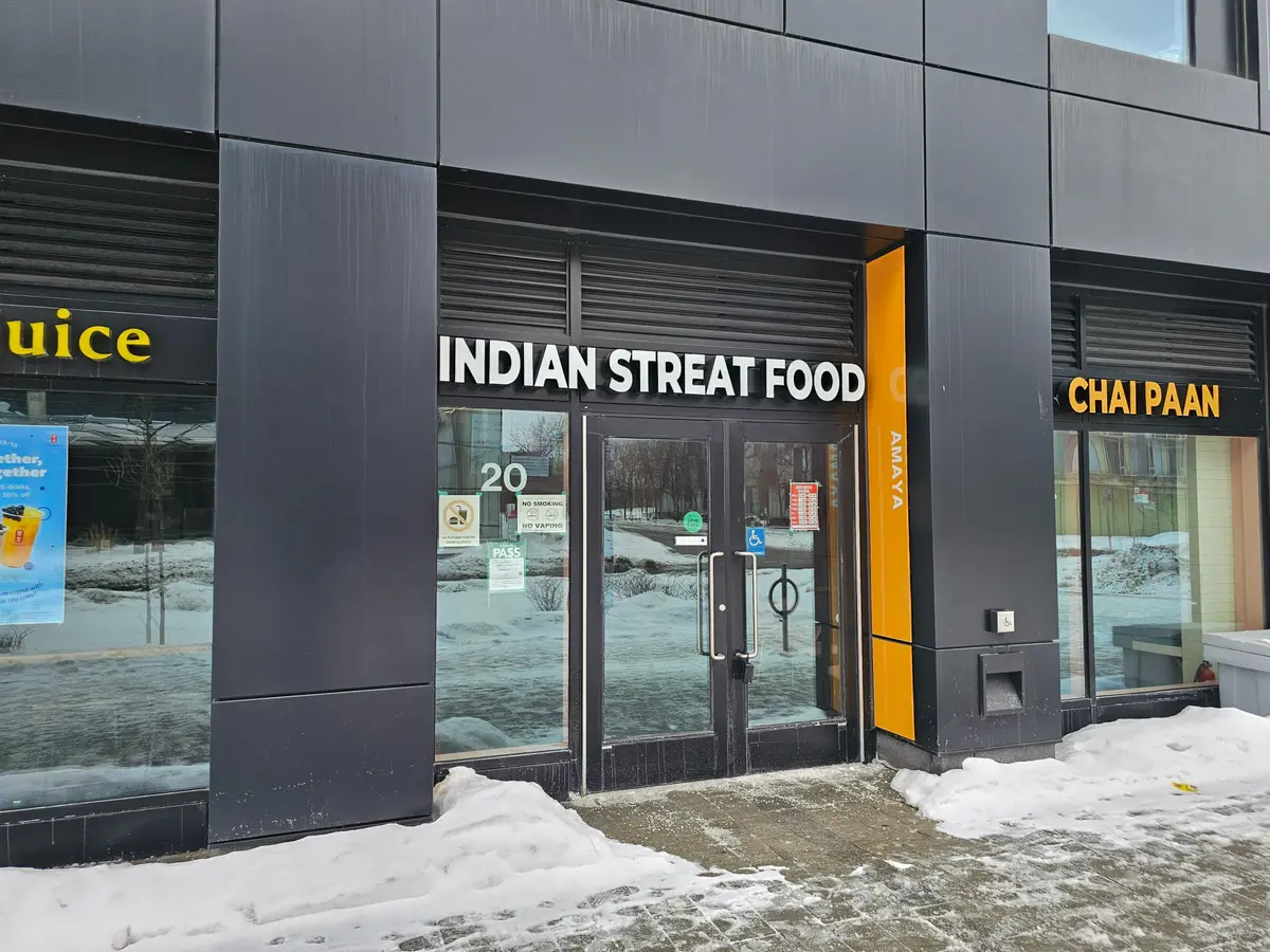 95 The Pond RD #20, Toronto W05, ON M3J 0L1