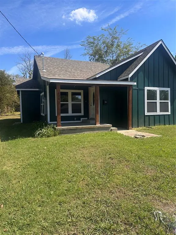 824 N Virginia Street, Terrell, TX 75160