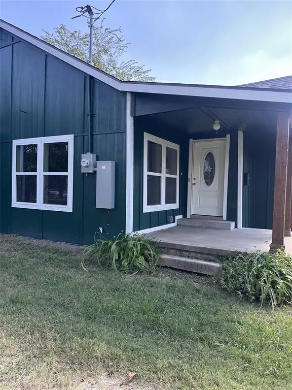 824 N Virginia Street, Terrell, TX 75160