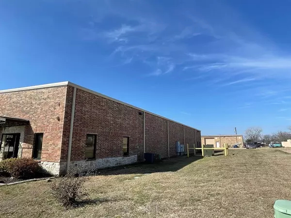 Wylie, TX 75098,210 Security Court