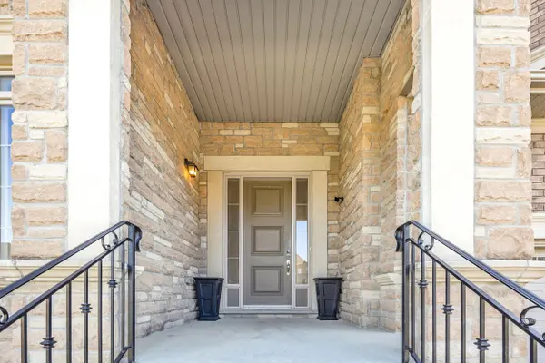 41 Glen Abbey TRL, Vaughan, ON L4H 3X7