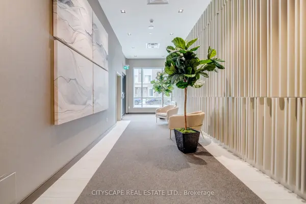 60 Honeycrisp CRES #210, Vaughan, ON L4K 0N5