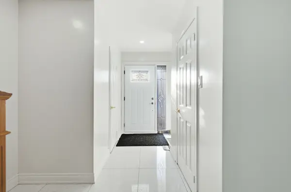 49 Mcknight CRES, New Tecumseth, ON L0G 1W0