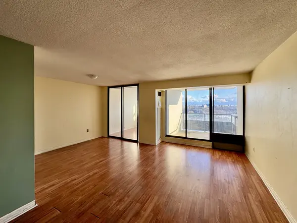 75 Emmett AVE #1107, Toronto W04, ON M6M 5A7