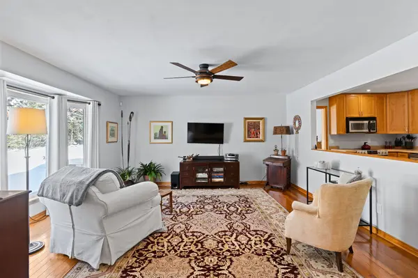 57 Hiawatha DR, Huntsville, ON P0B 1L0