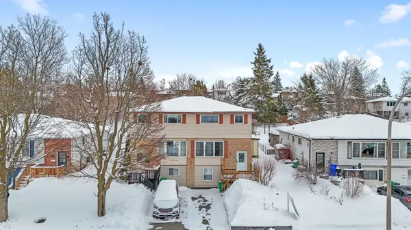 2048 Walker AVE, Peterborough, ON K9L 1S1