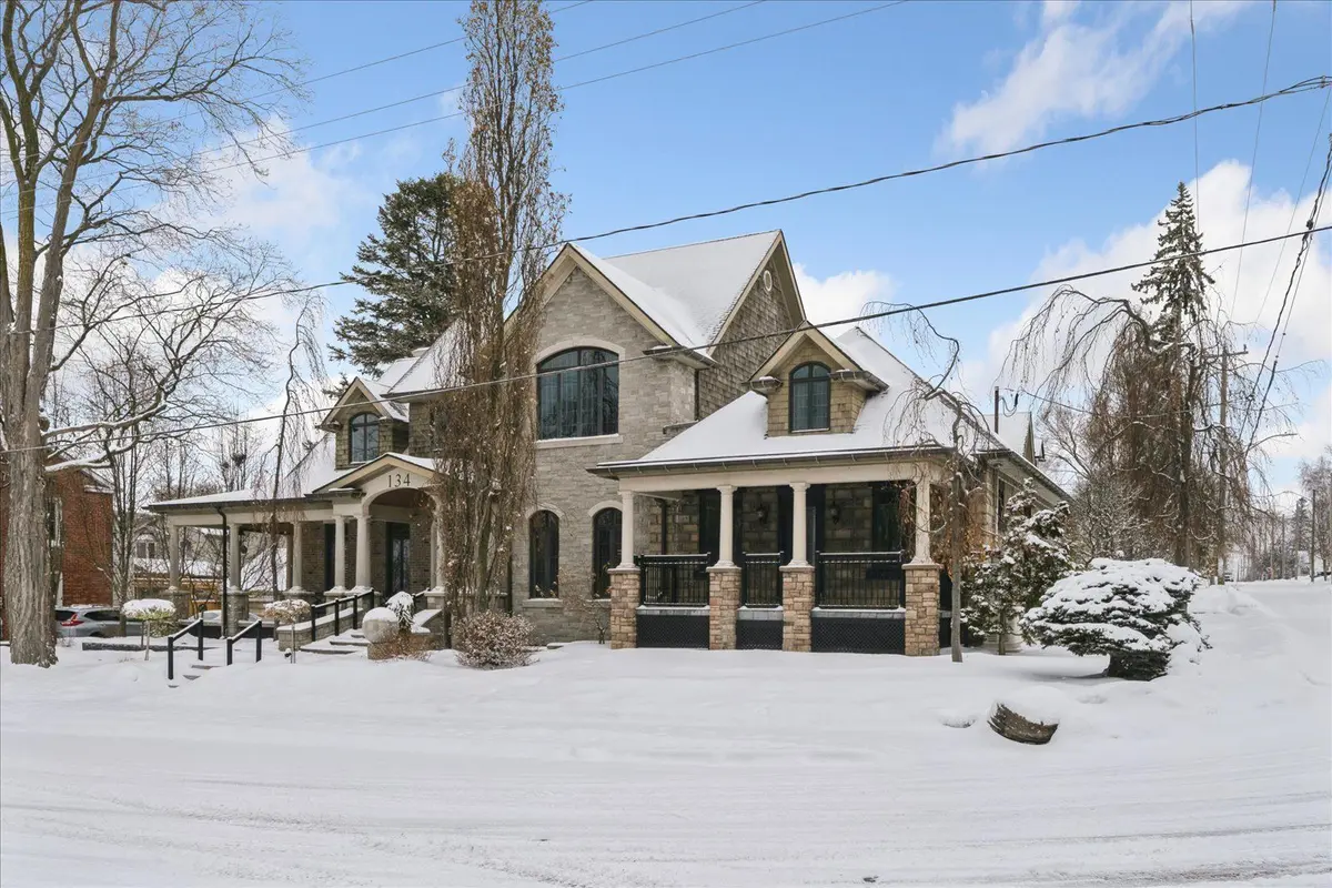 134 Front ST E, Whitby, ON L1N 1A1