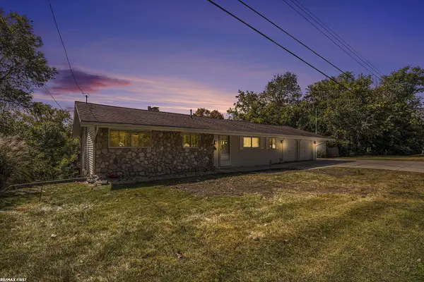 4167 N River Rd ST, Fort Gratiot Twp, MI 48059