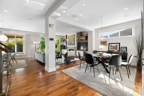 879 Winnington AVE, Britannia Heights - Queensway Terrace N And Area, ON K2B 5C4