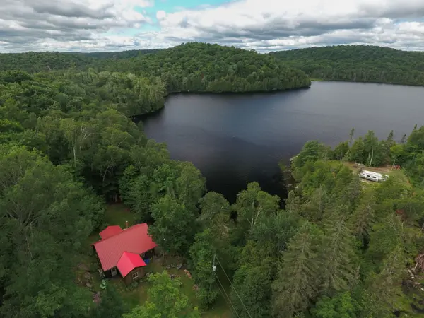 139D Petit LN, Kearney, ON P0A 1M0