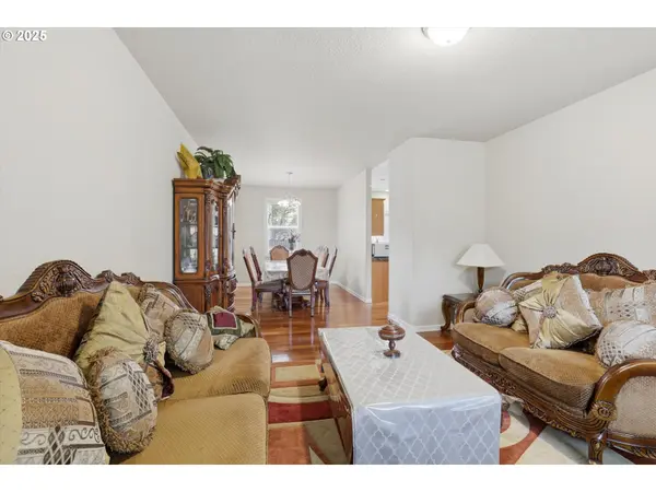 3718 SE 127TH PL, Portland, OR 97236