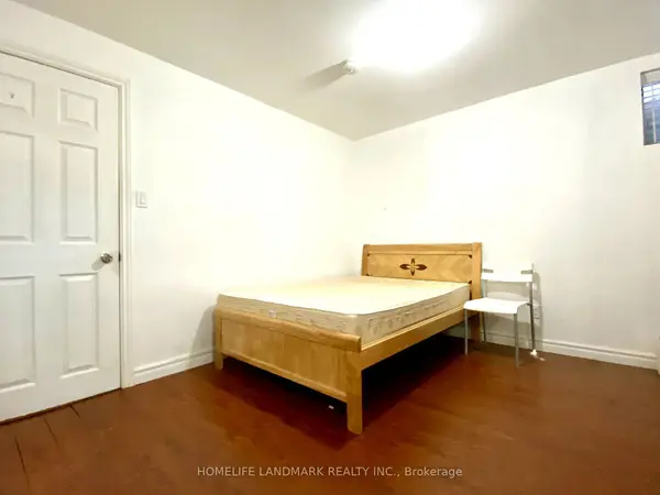 3371 Cider Mill PL #Room C, Mississauga, ON L5L 3H6