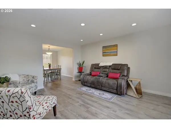 1709 NW 6TH AVE, Battle Ground, WA 98604