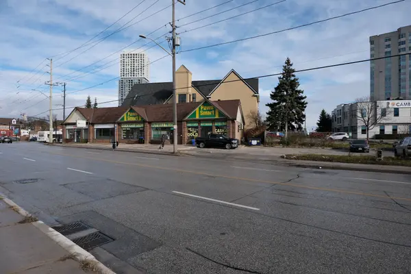 29-31 Bradford ST #1-2, Barrie, ON L4N 3A7