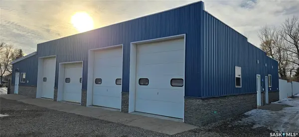 218 3rd STREET, Estevan, SK S4A 0N7