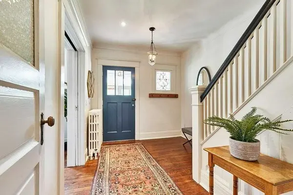 71 Gilmour AVE, Toronto W02, ON M6P 3A8