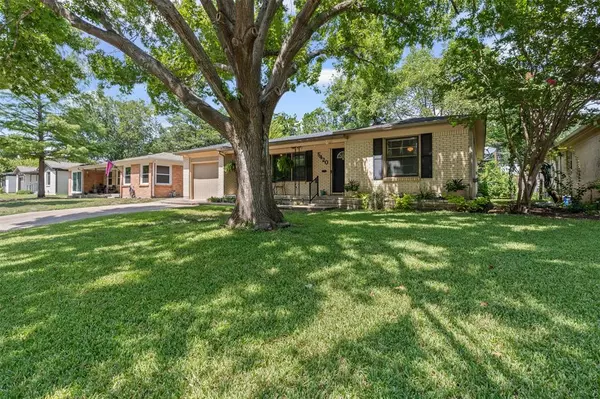 Fort Worth, TX 76114,5420 Fursman Avenue