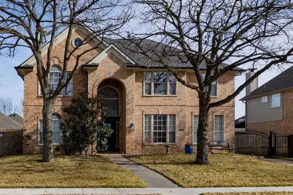 321 Glen Hollow,  Keller,  TX 76248