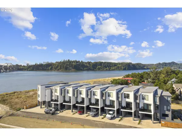 Waldport, OR 97394,280 NW Huckleberry ST #6