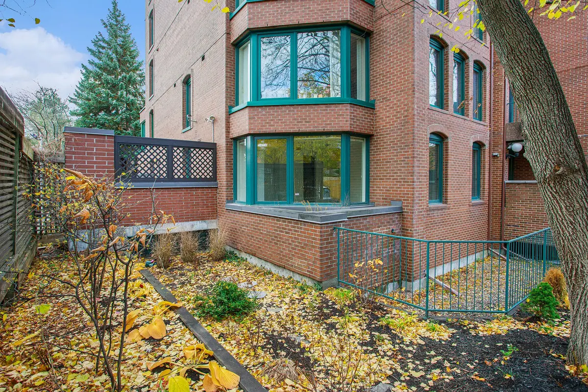 140 Rideau TER #1, New Edinburgh - Lindenlea, ON K1M 0Z2