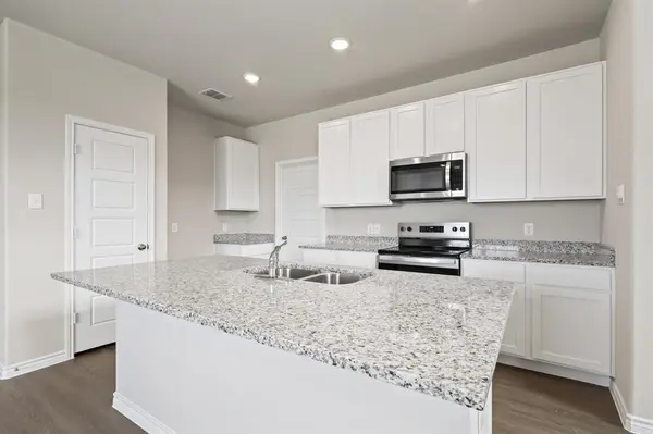 3128 Manchester Drive, Cleburne, TX 76031