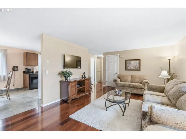 Portland, OR 97266,10276 SE LONG ST