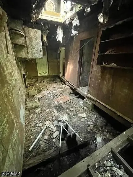 85 Appletree Row, Berkeley Heights Twp., NJ 07922