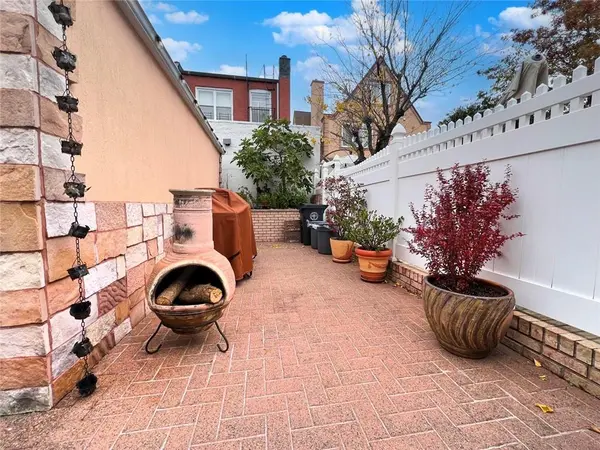 1251 80th ST, Brooklyn, NY 11228