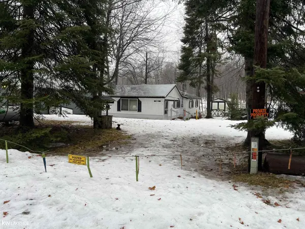 5289 Rose ST, Sherman Twp, MI 48624