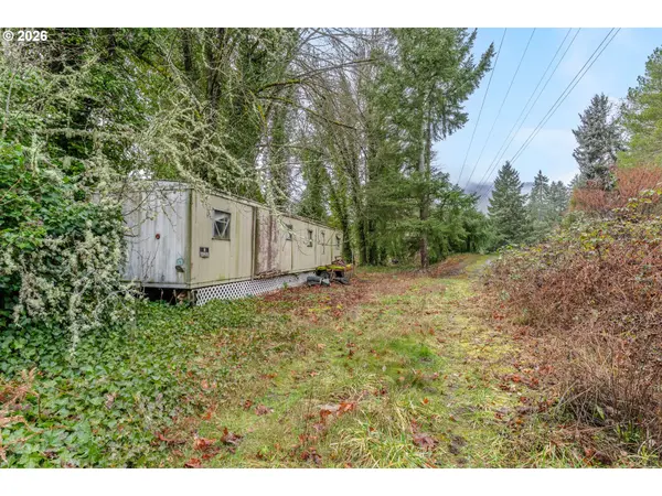 3495 UPPER COW CREEK RD, Azalea, OR 97410