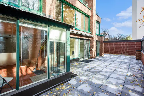 140 Rideau TER #1, New Edinburgh - Lindenlea, ON K1M 0Z2