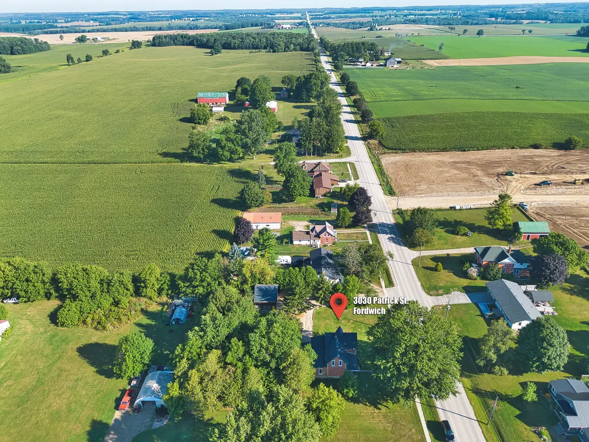 3030 Patrick ST, Howick, ON N0G 1V0