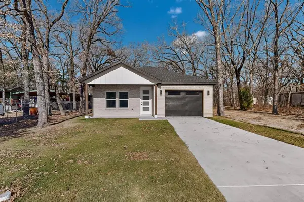 126 Blue Jay Lane, Mabank, TX 75156