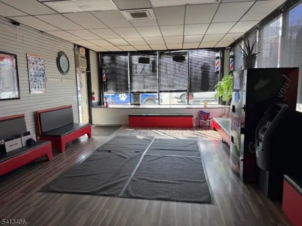 199 Main St, Hackettstown Town, NJ 07840