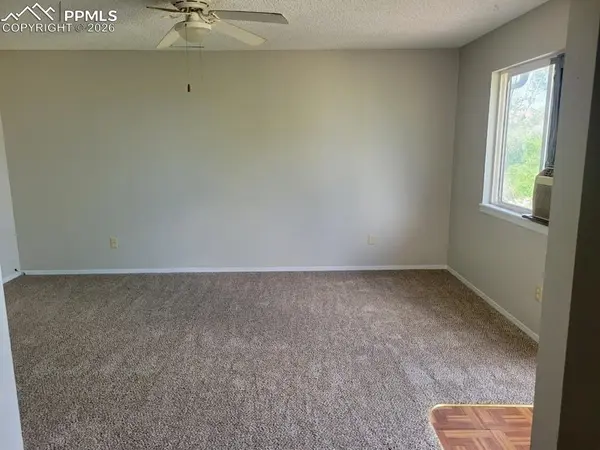 6843 Western PL, Colorado Springs, CO 80915