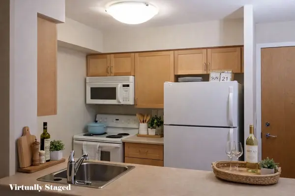 4968 Yonge ST #1702, Toronto C07, ON M2N 7G9