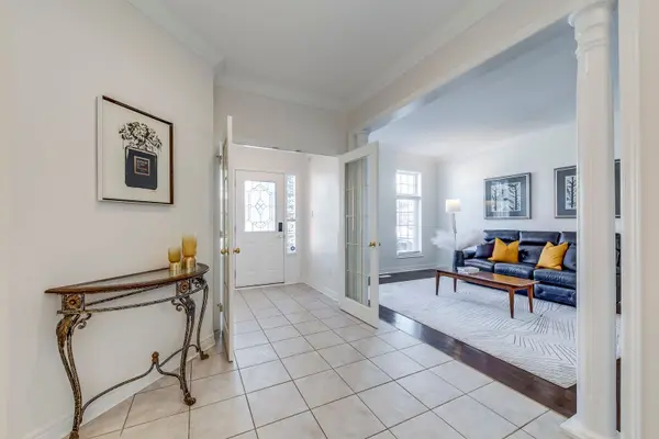 2120 Dalecroft CRES, Burlington, ON L7M 4B3