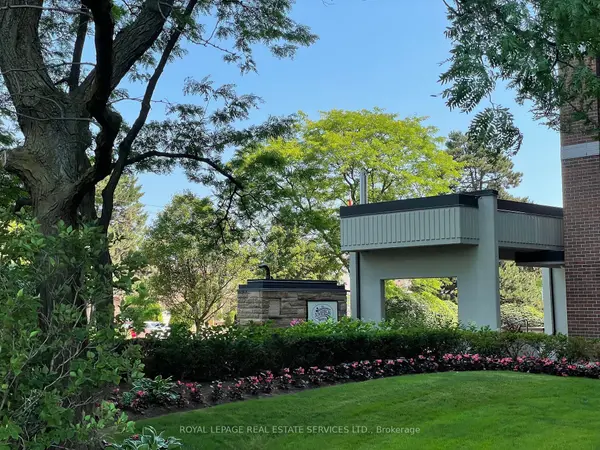 95 La Rose AVE #1008, Toronto W09, ON M9P 3T2