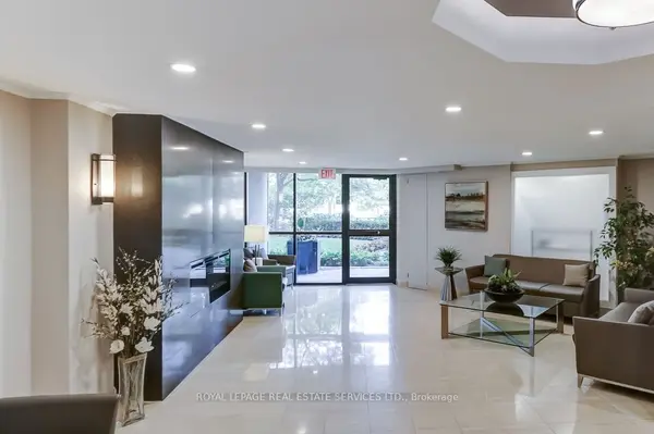 95 La Rose AVE #1008, Toronto W09, ON M9P 3T2