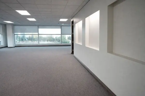 5500 North Service RD #401, Burlington, ON L7L 6W6