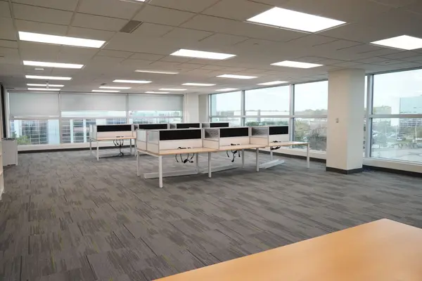 5500 North Service RD #501, Burlington, ON L7L 6W6