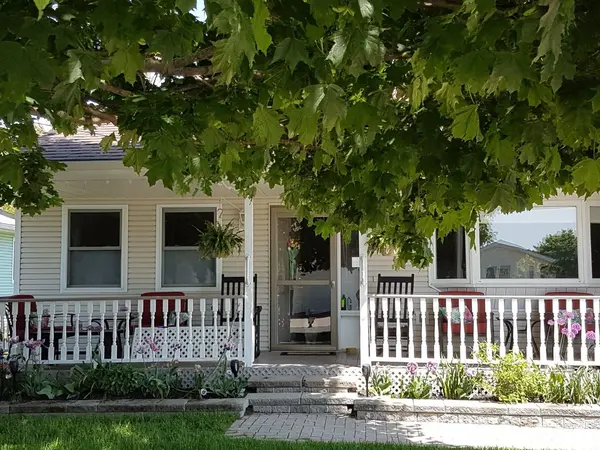 1 Quaker CT, Prince Edward County, ON K0K 3L0