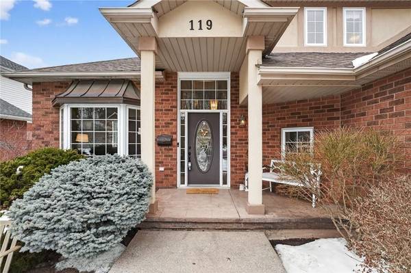 119 Dorchester DR, Grimsby, ON L3M 5H5